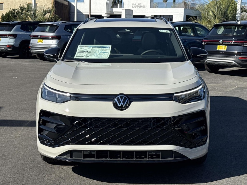 New 2026 Volkswagen Tiguan 2.0T SE R-Line Black Sport Utility