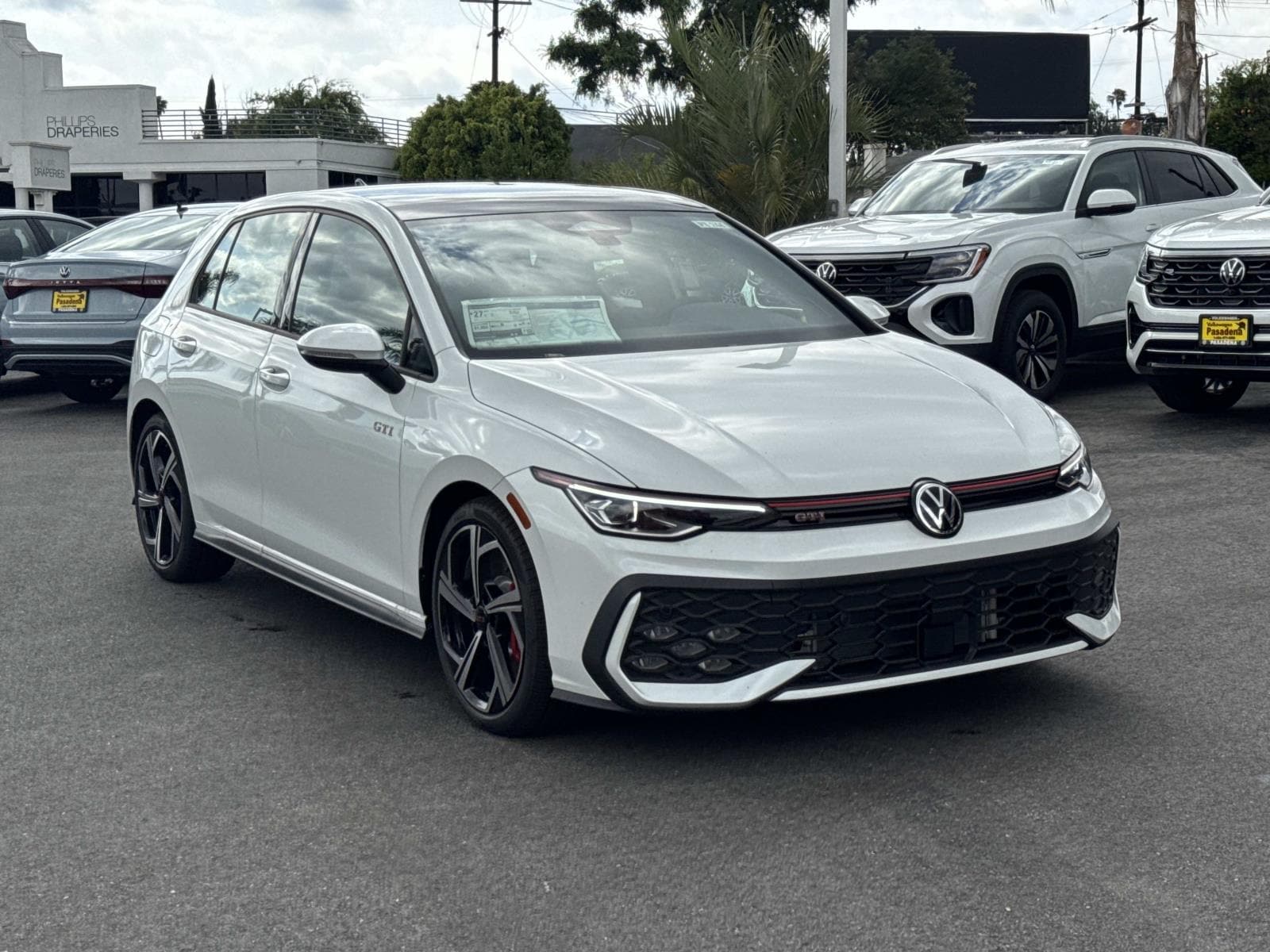 2026 Volkswagen Golf GTI 2.0T SE Car Photo 1
