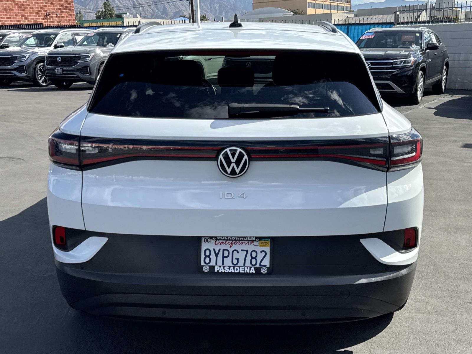 2021 Volkswagen ID.4 Pro photo 4