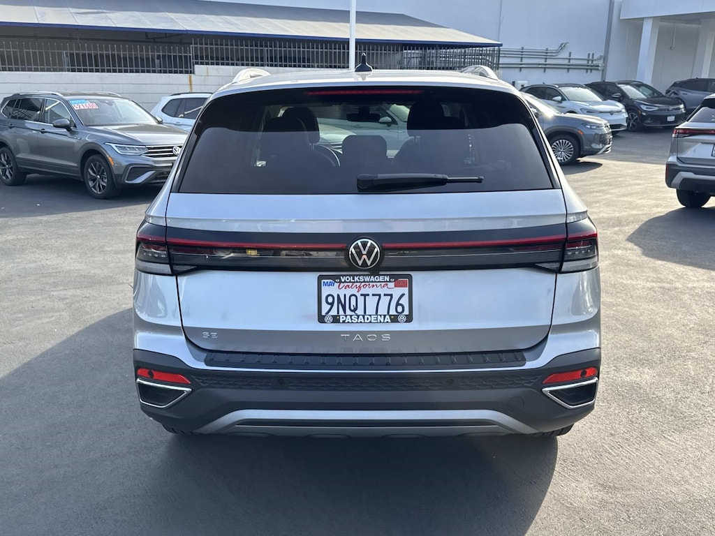 Certified 2025 Volkswagen Taos 1.5T SE Sport Utility