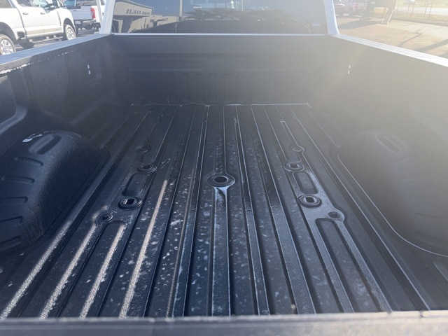 2024 Ford F-350 photo 2