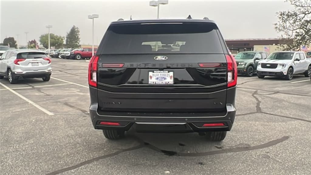 New 2025 Ford Expedition Max Platinum SUV