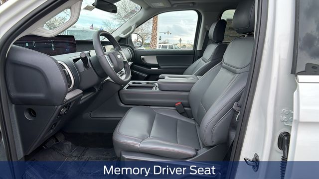 2025 Ford Expedition Active - Photo 10