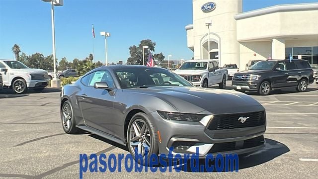 2025 Ford Mustang Coupe 