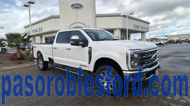 2026 Ford F-350 Super Duty Lariat's photo