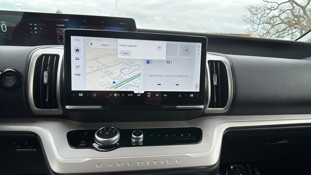 2025 Ford Expedition Active - Photo 17