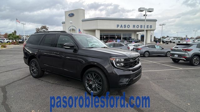 2025 Ford Expedition Platinum 4x4's photo