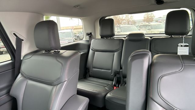 2025 Ford Expedition Active - Photo 11