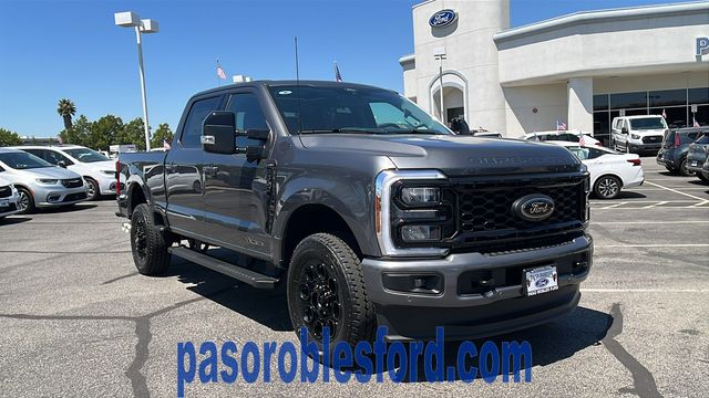 2026 Ford F-350 Lariat 4x4 Crew Cab 6-3/4' Box SRW's photo