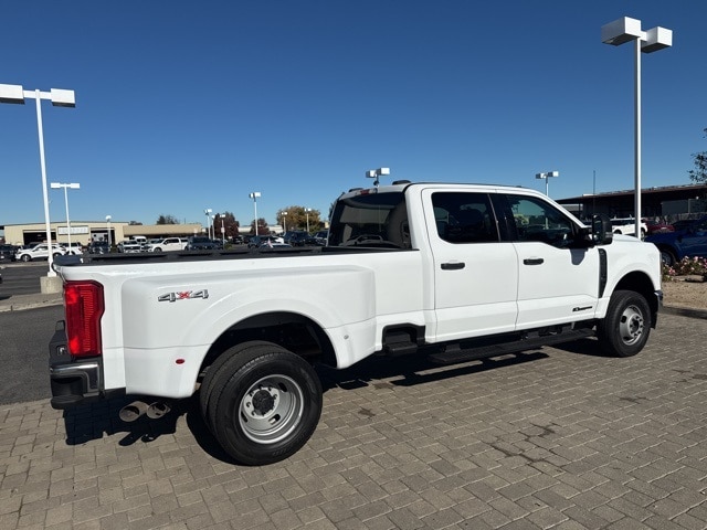 2024 Ford F-350 photo 4