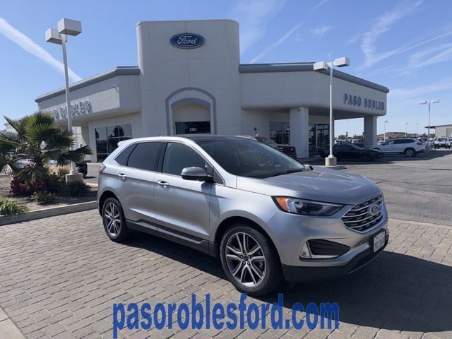 2023 Ford Edge Titanium AWD's photo