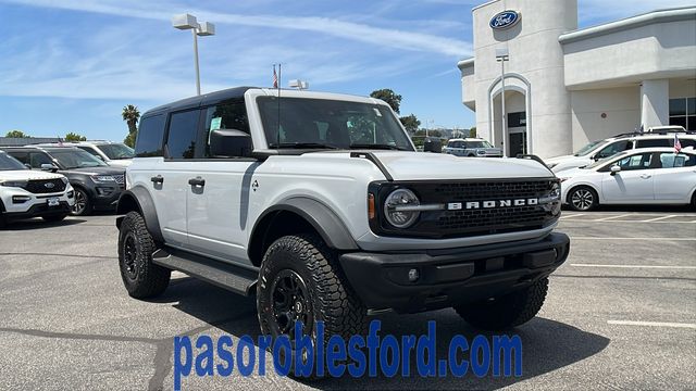 2026 Ford Bronco Outer Banks 4x4's photo