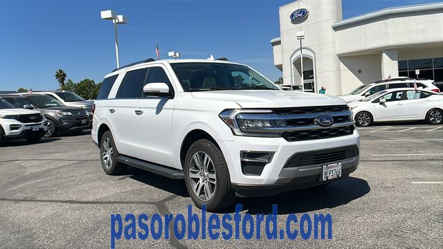2024 Ford Expedition Limited's photo