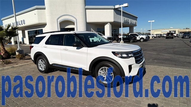 2025 Ford Explorer Active's photo