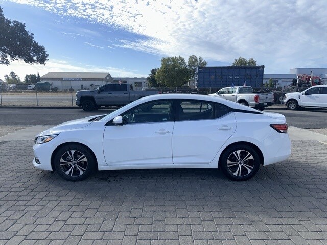 2022 Nissan Sentra SV photo 2