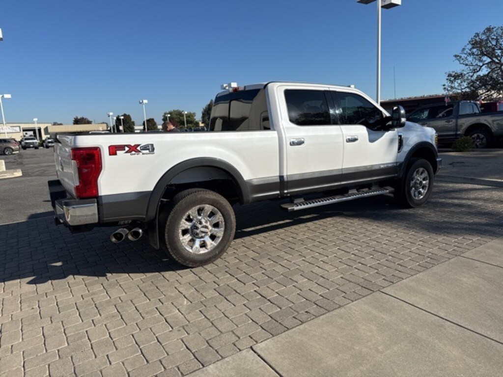 Used 2017 Ford F-350SD Lariat Truck