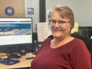 Staff member Le Ann Taylor from ID_c44b5c7387ba