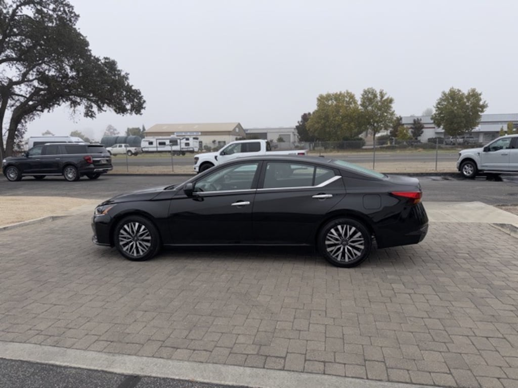 Used 2025 Nissan Altima 2.5 SV Sedan