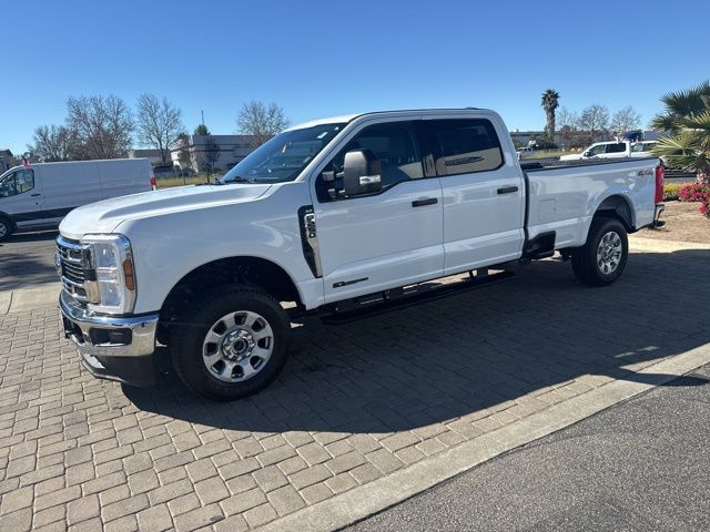 2024 Ford F-250 photo 2