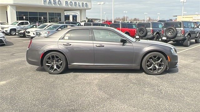 Used 2020 Chrysler 300 Touring with VIN 2C3CCAAG3LH175644 for sale in Paso Robles, CA