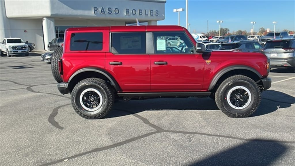 New 2025 Ford Bronco Badlands SUV