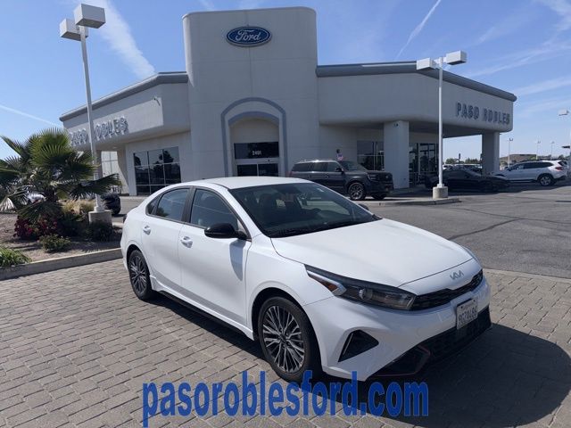 2023 Kia Forte GT-Line AT's photo