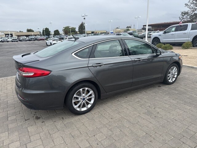 2020 Ford Fusion Energi Titanium photo 2