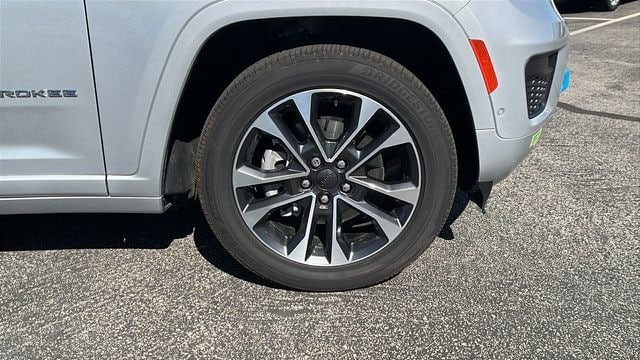 2022 Jeep Grand Cherokee Overland 4xe - Photo 9