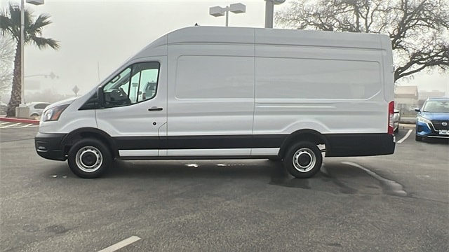 2023 Ford Transit 250