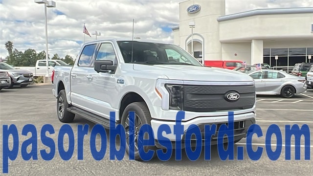 2025 Ford F-150 Lightning Flash's photo