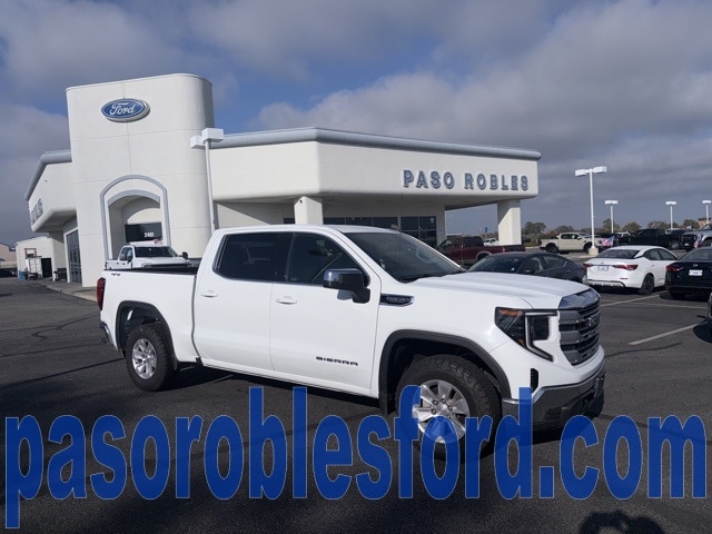 2023 GMC Sierra 1500 SLE's photo