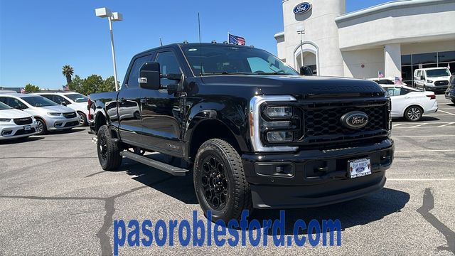 2026 Ford F-350 Lariat 4x4 Crew Cab 6-3/4' Box SRW's photo