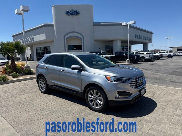2024 Ford Edge Titanium AWD's photo