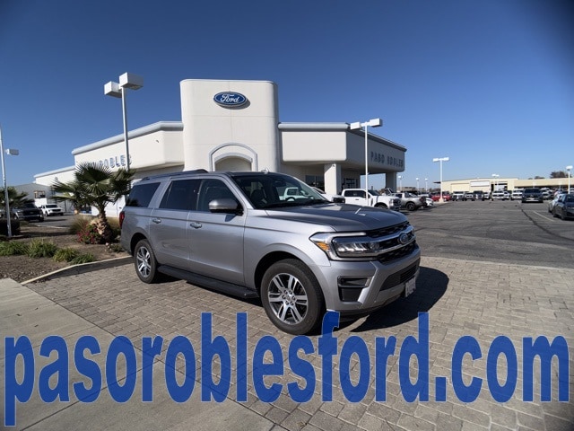 2024 Ford Expedition Limited's photo