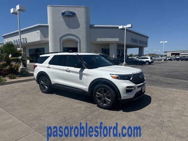 2023 Ford Explorer XLT RWD's photo