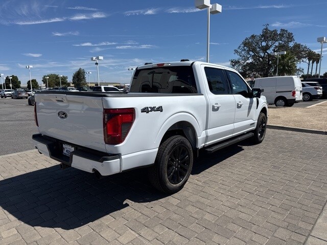 2025 Ford F-150 XLT photo 3