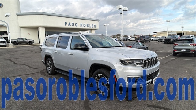 2024 Jeep Wagoneer L Series II's photo