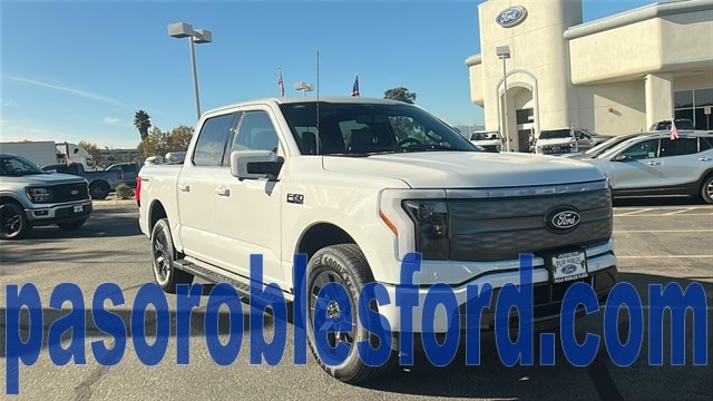 2025 Ford F-150 Lightning Lariat's photo
