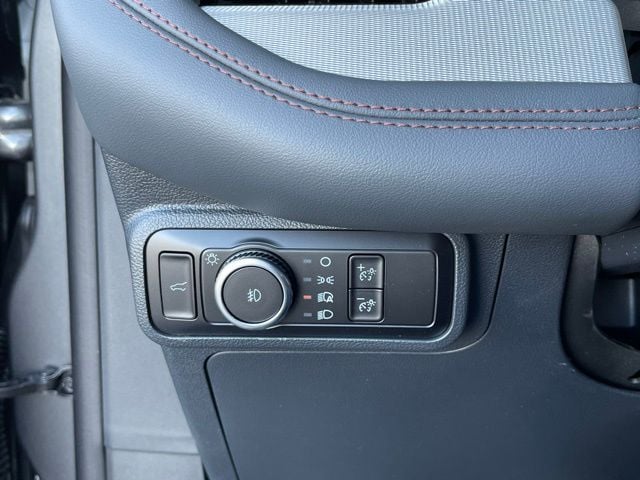 2026 Ford Explorer Active - Photo 21