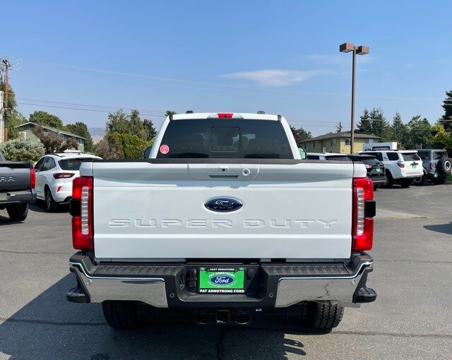 2026 Ford F-350 Lariat photo 4