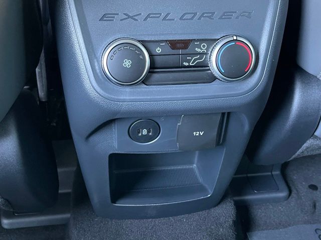 2026 Ford Explorer Active - Photo 18