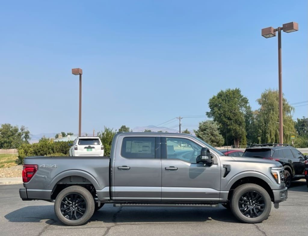 New 2025 Ford F-150 Lariat Truck SuperCrew Cab