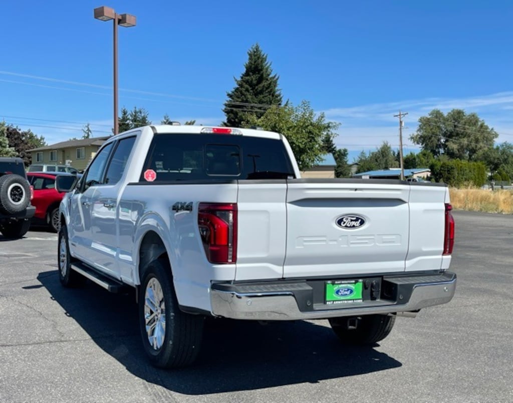New 2025 Ford F-150 Lariat Truck SuperCrew Cab