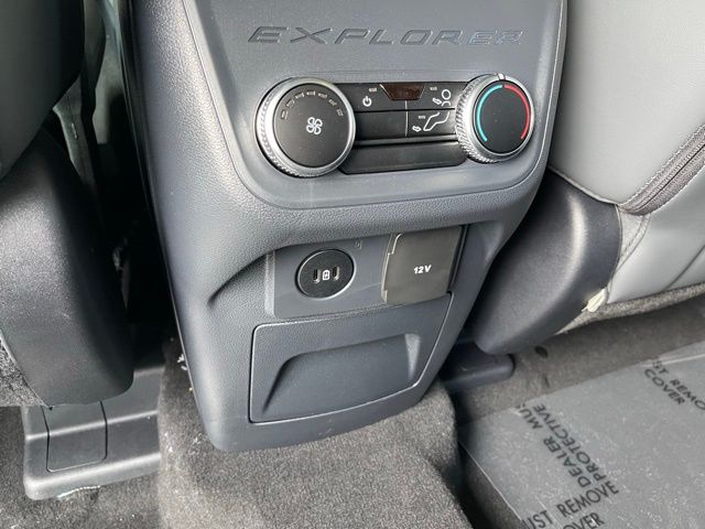 2026 Ford Explorer Active - Photo 17