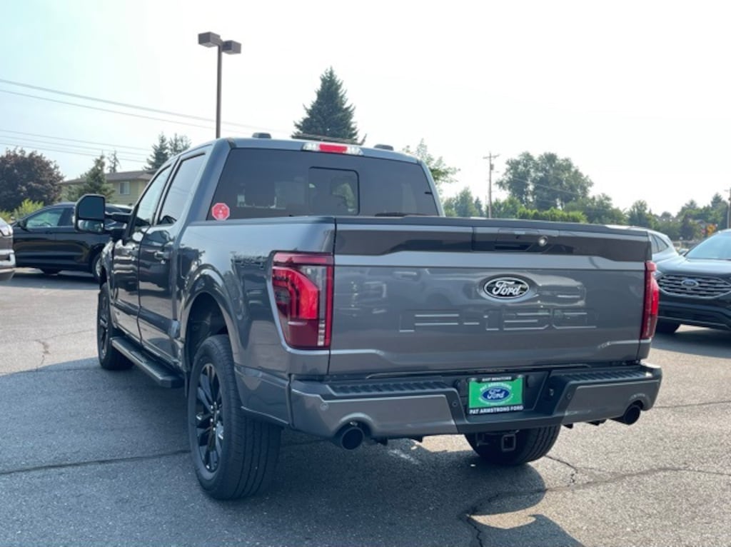 New 2025 Ford F-150 Lariat Truck SuperCrew Cab
