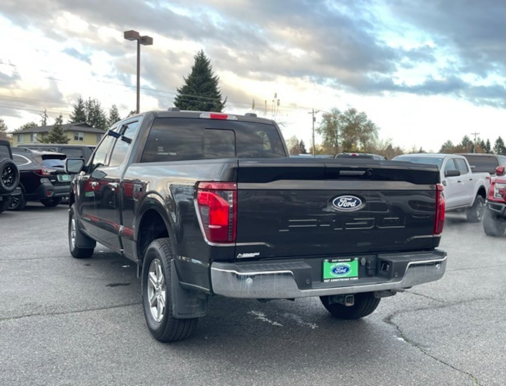 Used 2024 Ford F-150 XLT Truck SuperCrew Cab