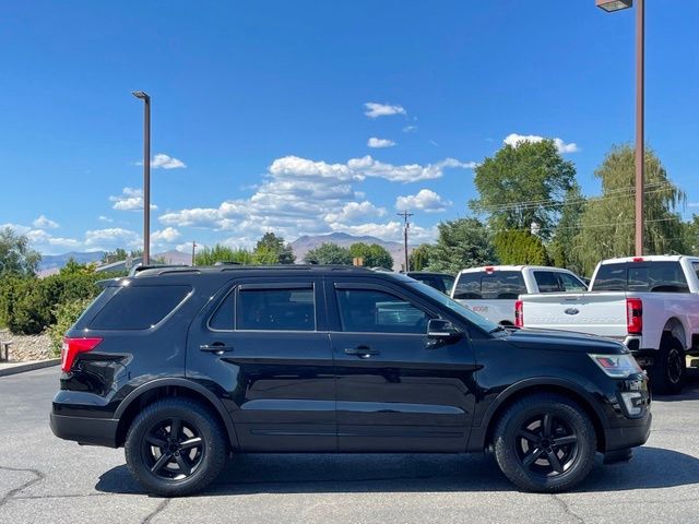 Used 2017 Ford Explorer XLT with VIN 1FM5K8D83HGC62382 for sale in East Wenatchee, WA