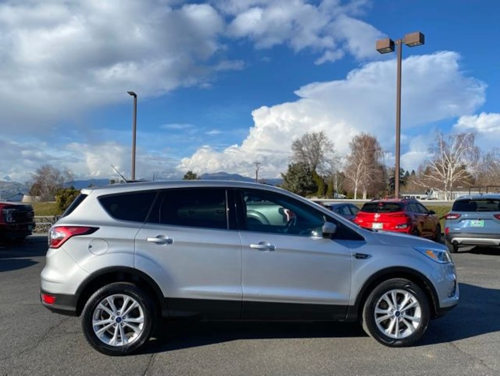 Used 2017 Ford Escape SE SUV