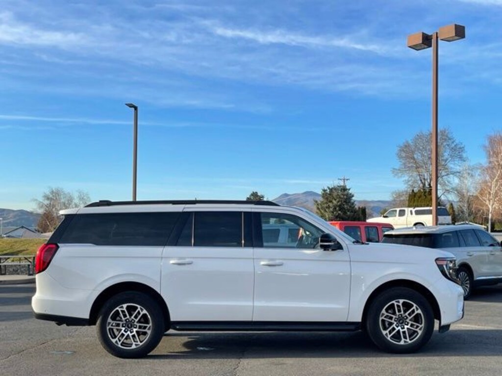 Used 2025 Ford Expedition Max Active SUV