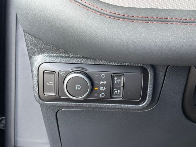 2026 Ford Explorer Active - Photo 21